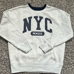 Hollister Trendy NYC unisex crewneck